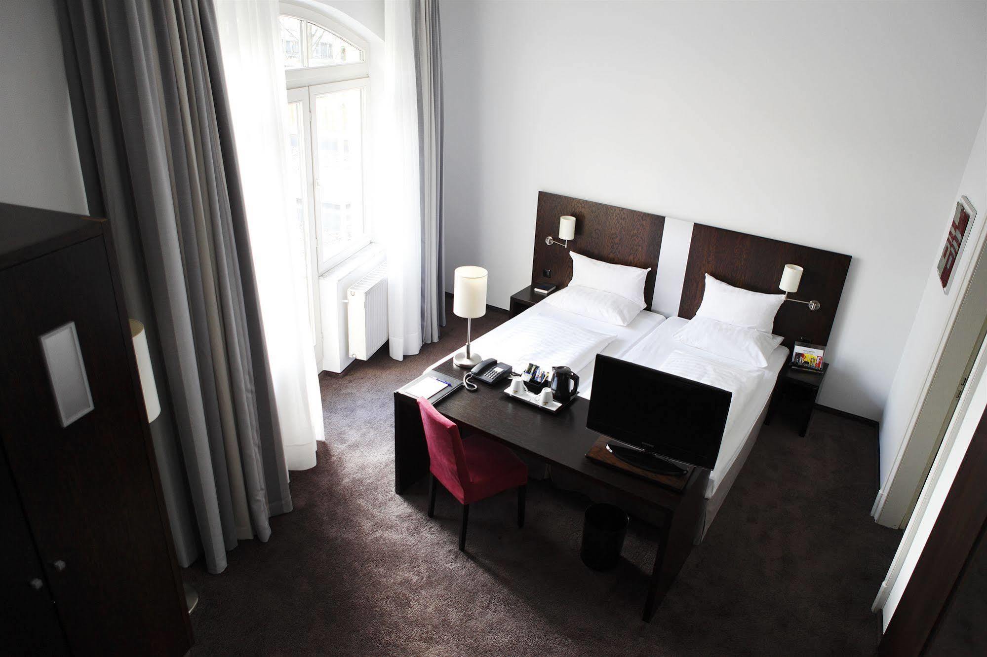 Astor & Aparthotel Köln Kültér fotó